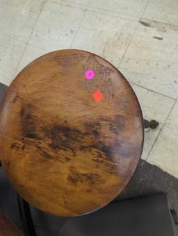 (Seat Needs Repairs) Vintage Claw Footed Round Piano Stool, Measure Approximately 15 in x 19.5 in,