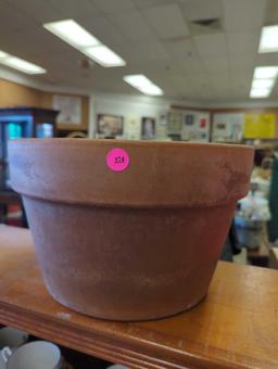 Garden Terra Cotta Planter Pot, Measure Approximately 12 in x 8 in, What you see in photos is what