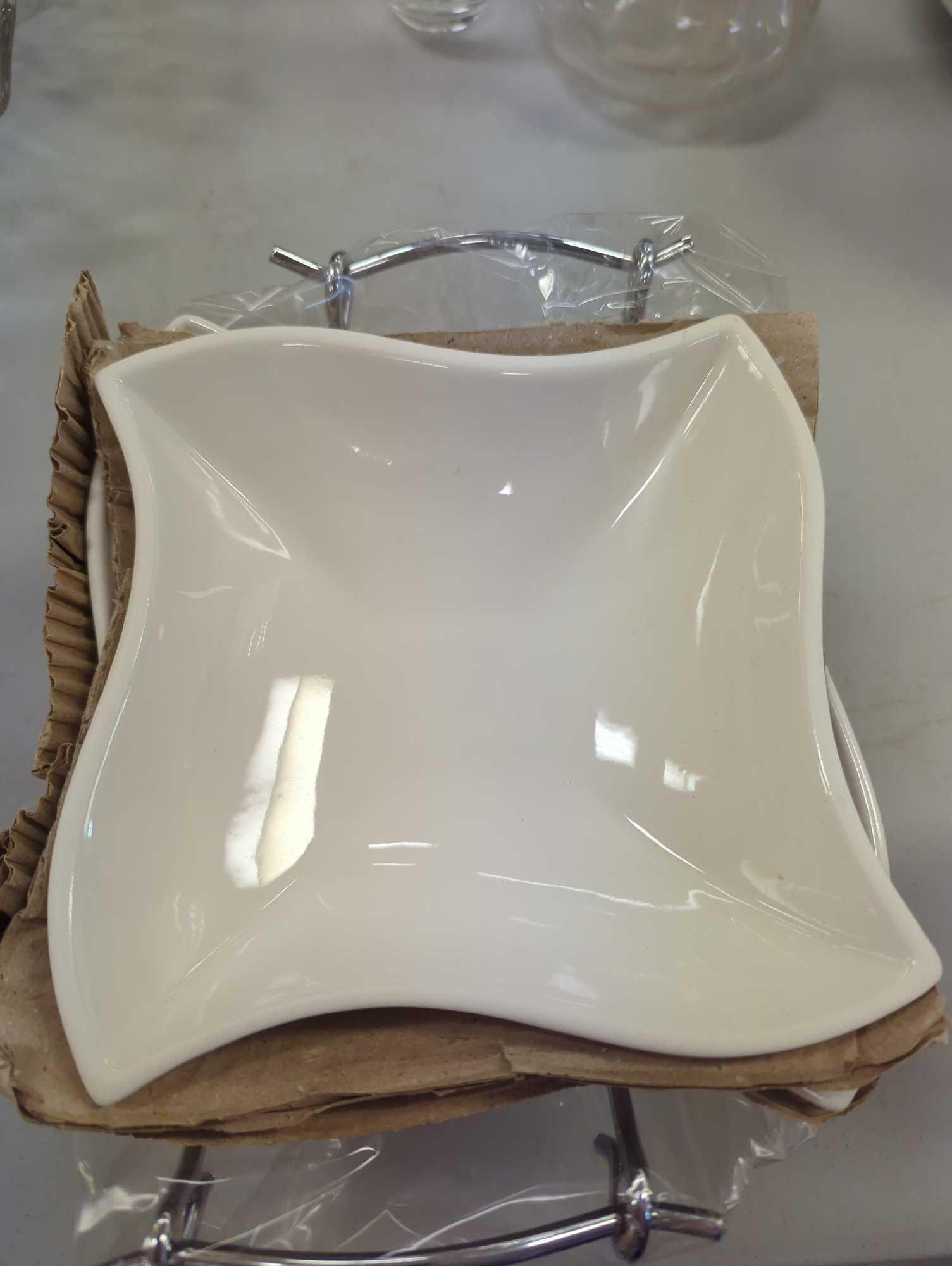 Godinger Silver Company Covered Porcelain 1 Qt. Baker W/Warmer Stand New in Box, Retail Price Value