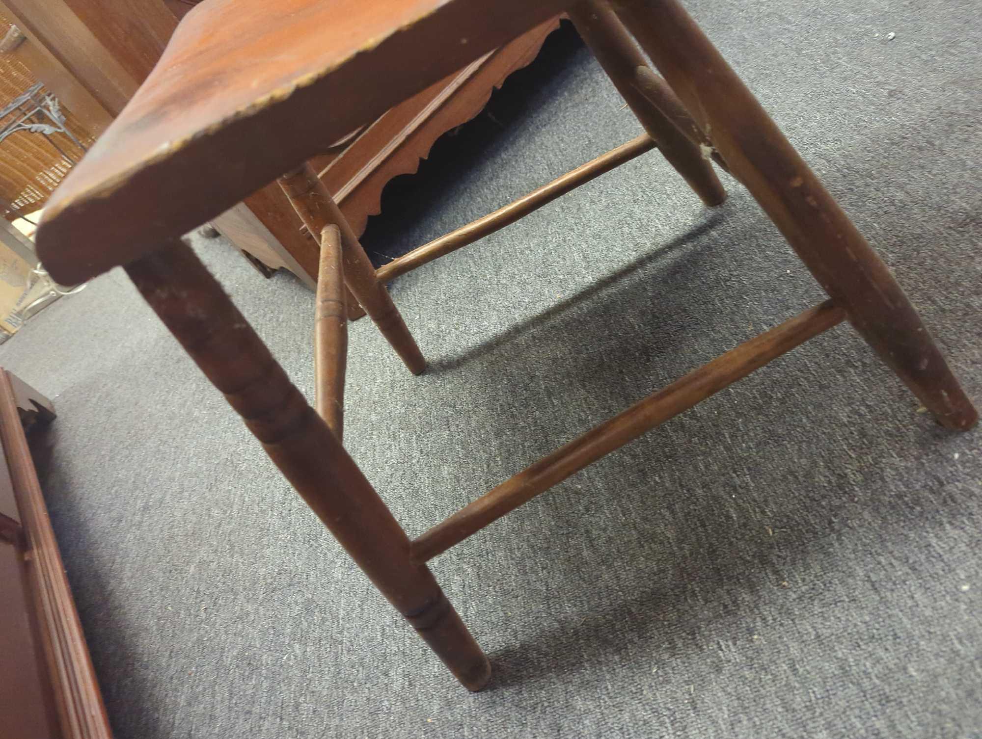 Early American Style Boot Jack Plank Seat Chair, Retail Price (Used) $112, Back is Slightly Loose,