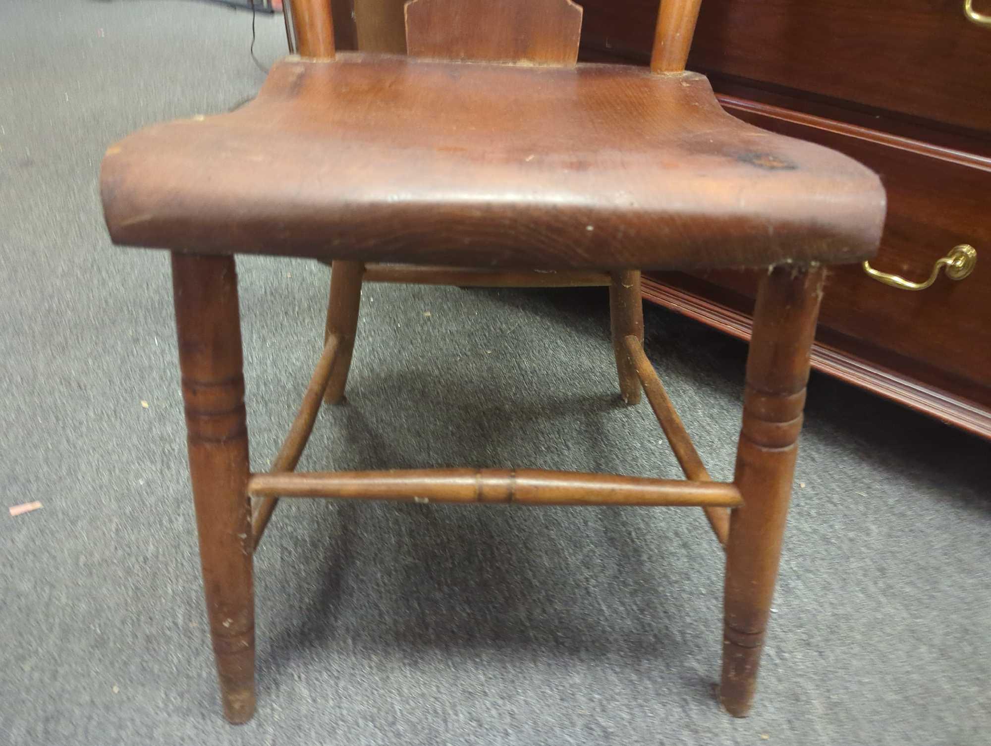 Early American Style Boot Jack Plank Seat Chair, Retail Price (Used) $112, Back is Slightly Loose,