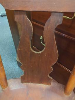 Early American Style Boot Jack Plank Seat Chair, Retail Price (Used) $112, Back is Slightly Loose,