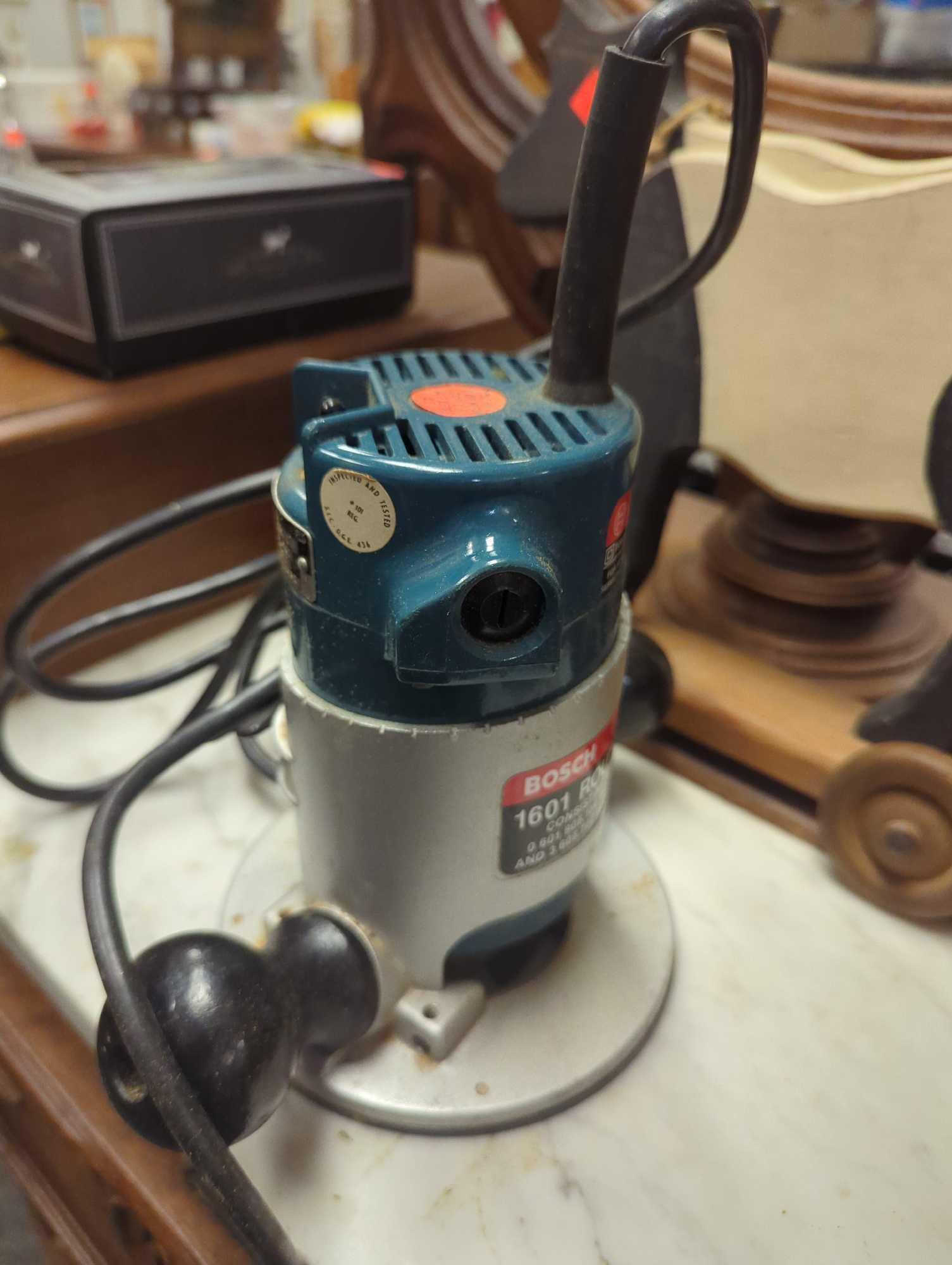 Bosch 1HP Router, Model 1601, 115V AC 60Hz 7 AMP's, Retail Price $88, Appears to be Used, What You