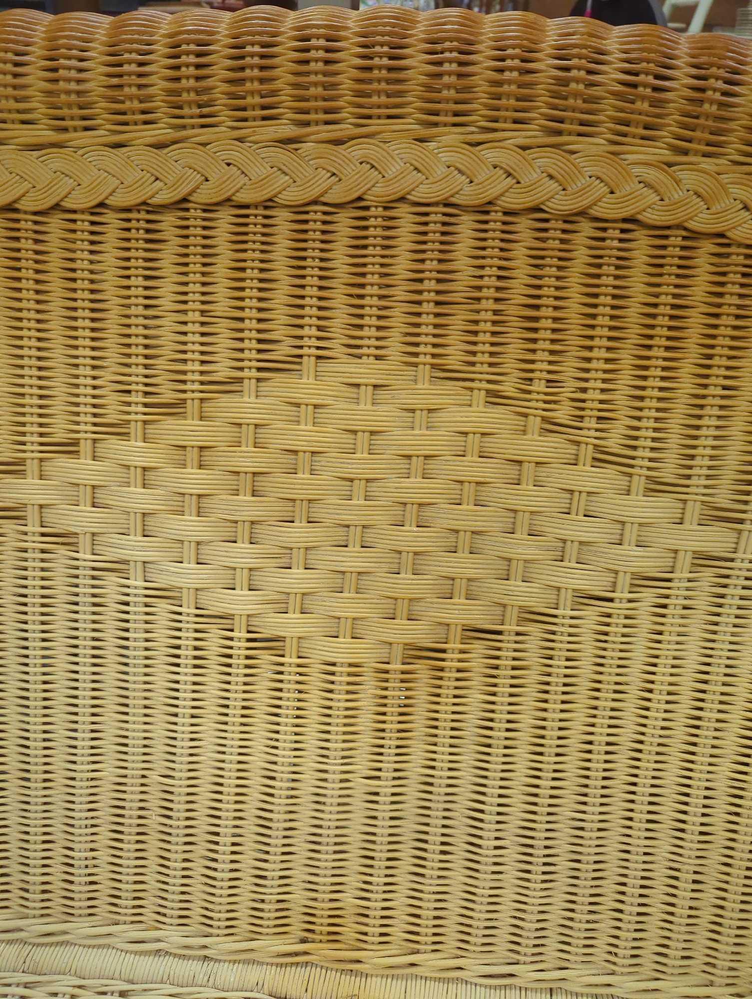 Wicker Sofa with One Diamond Shape Woven In The Middle Of the Back, Measure Approximately 58 in x21