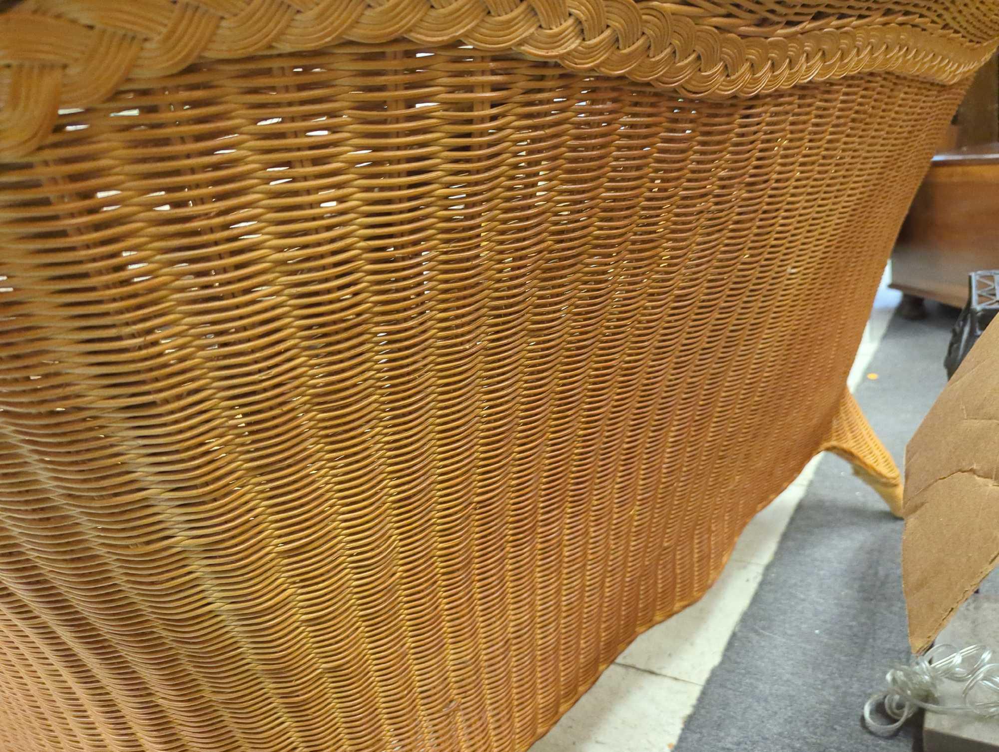 Wicker Sofa with One Diamond Shape Woven In The Middle Of the Back, Measure Approximately 58 in x21