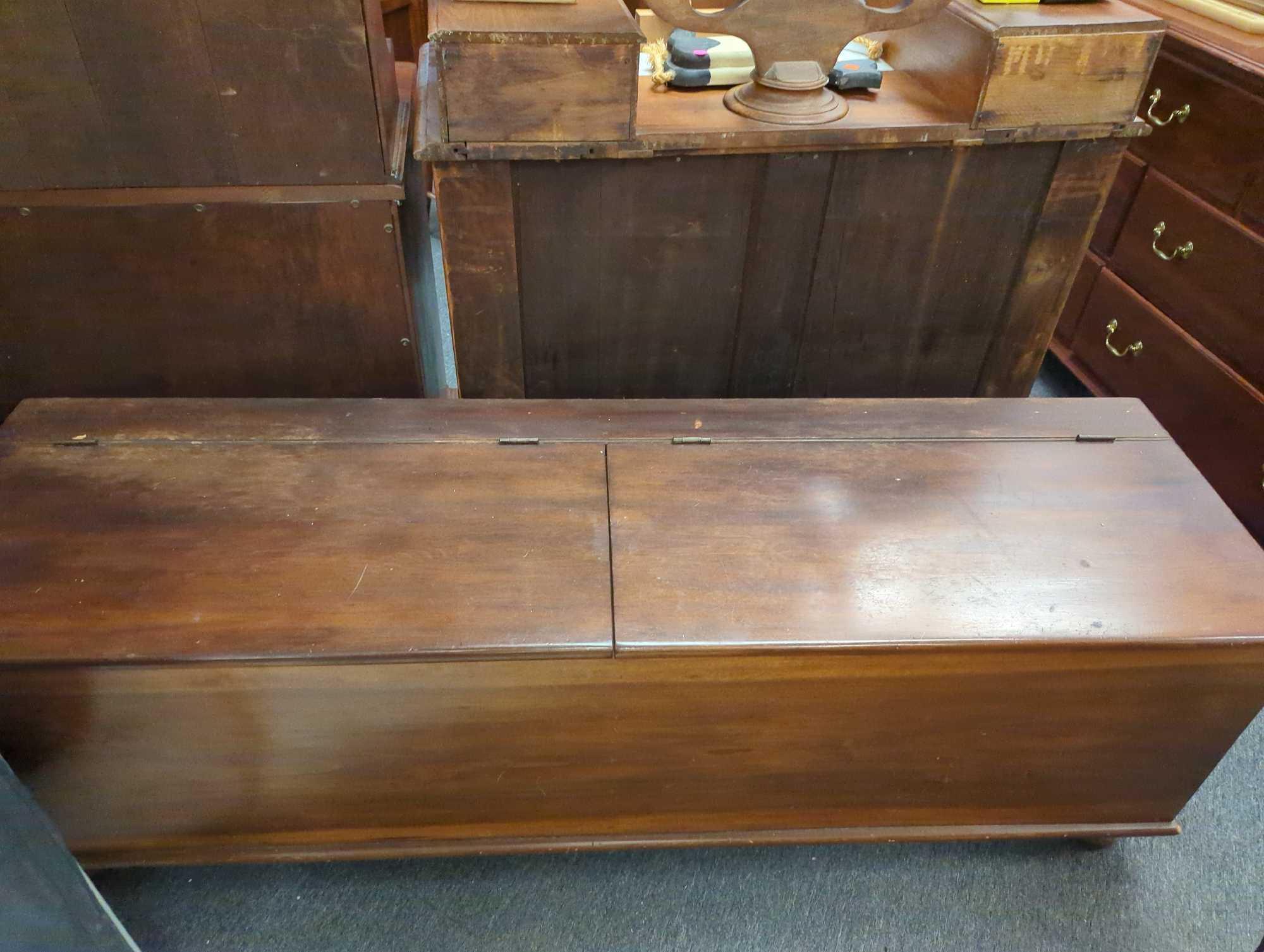 Early Style Mahogany Wood 2 Lid Trunk with A Breaker in The Center, Is in Great Condition Measure