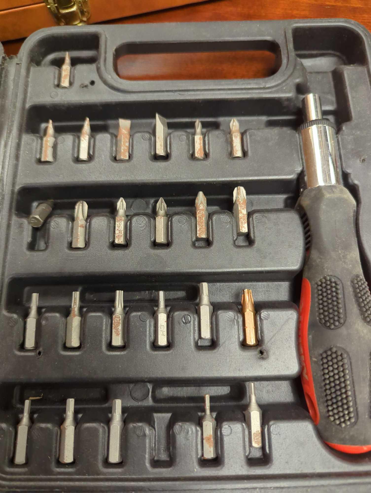 Husky 48 pc Ratcheting Screwdriver Set w/Case, Item Is MISSING Some Attachments What you see in