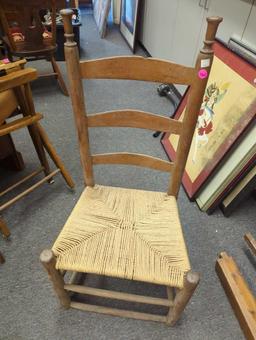 Replica of a Colonial Chair Primitive ANTIQUE 18th Century Wooden Ladder Back Chair 1750s, Item