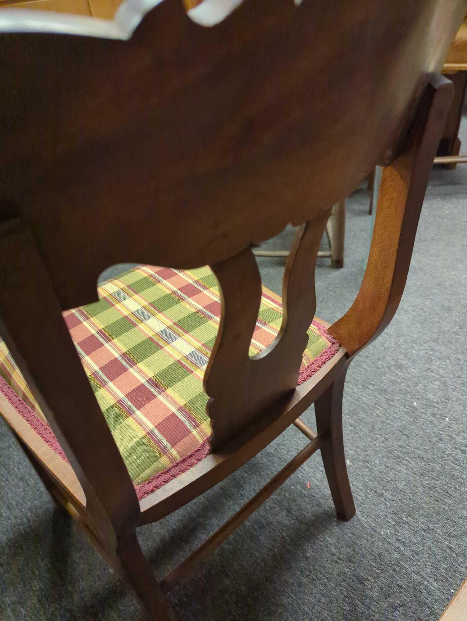 1910s American Square Oak Dining Table With Claw Feet, Come With 2 Leaves, Measure Approximately 41