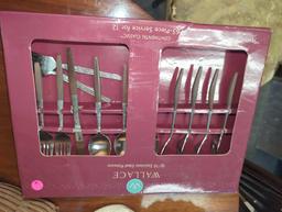 INTERPUR Stainless Flatware Faux Wood Handle, Made in Japan, Includes Knifes, Forks and Spoons,