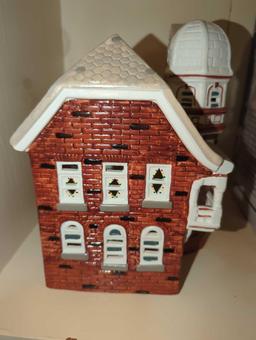 (No Light) Yuletide German Victorian House Lighted 1988 Christmas Village, Retail Price Value $23,