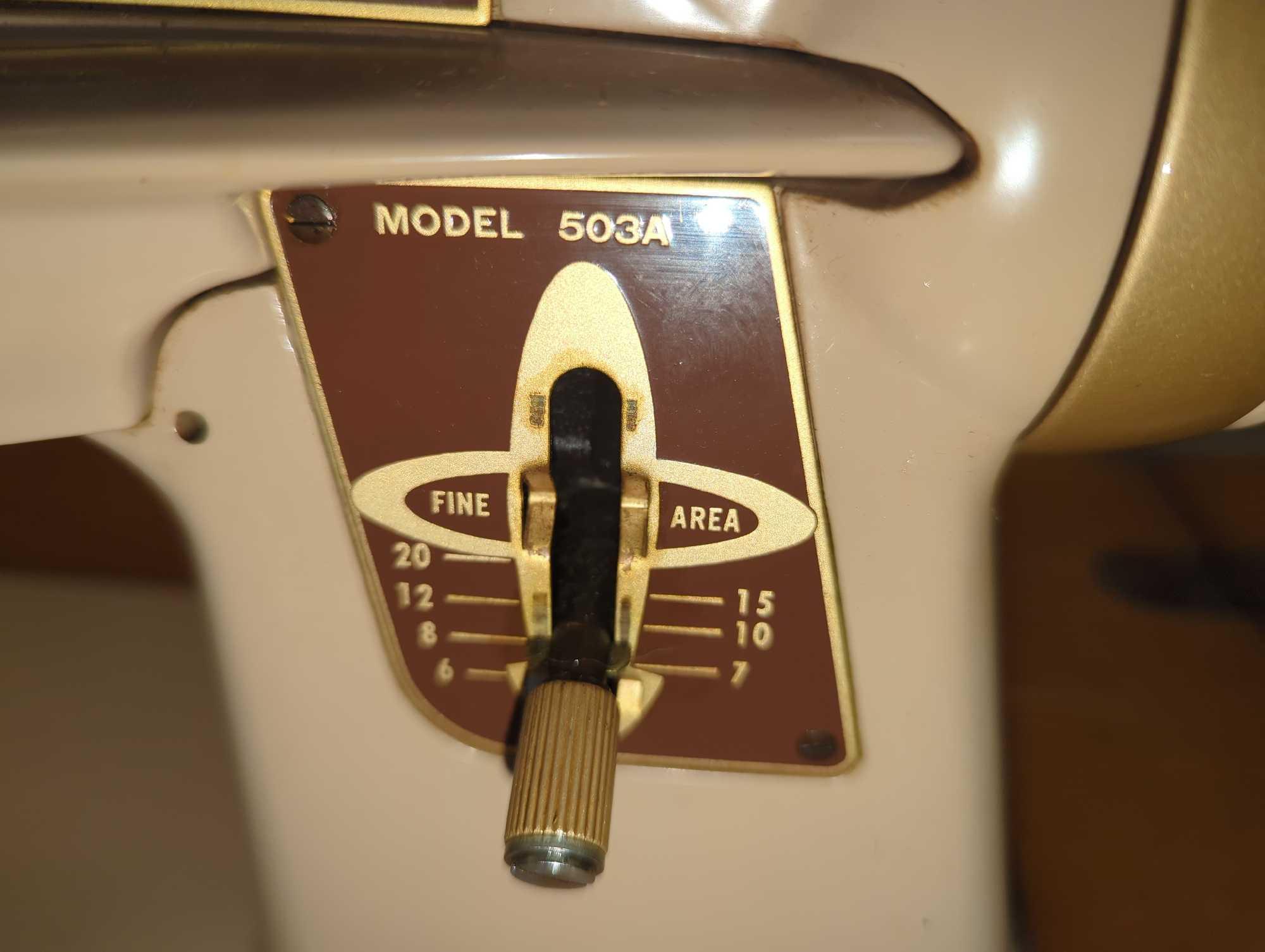 1960's Singers Saint O Matic Sewing Machine with Sewing Table, Model 503A, Appears to have Some