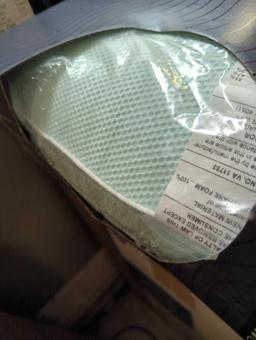 TEMPUR-PEDIC TEMPUR-Adapt ProHi + Cooling Queen Memory Foam Pillow, Appears to be New in Factory