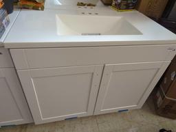 Glacier Bay Penford 37 in. W x 19 in. D x 33 in. H Single Sink Freestanding Bath Vanity in White