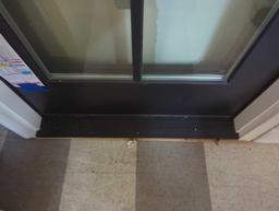 JELD-WEN 36 in. x 80 in. Left-Hand 6 Lite Clear Glass Black Painted Fiberglass Prehung Front Door