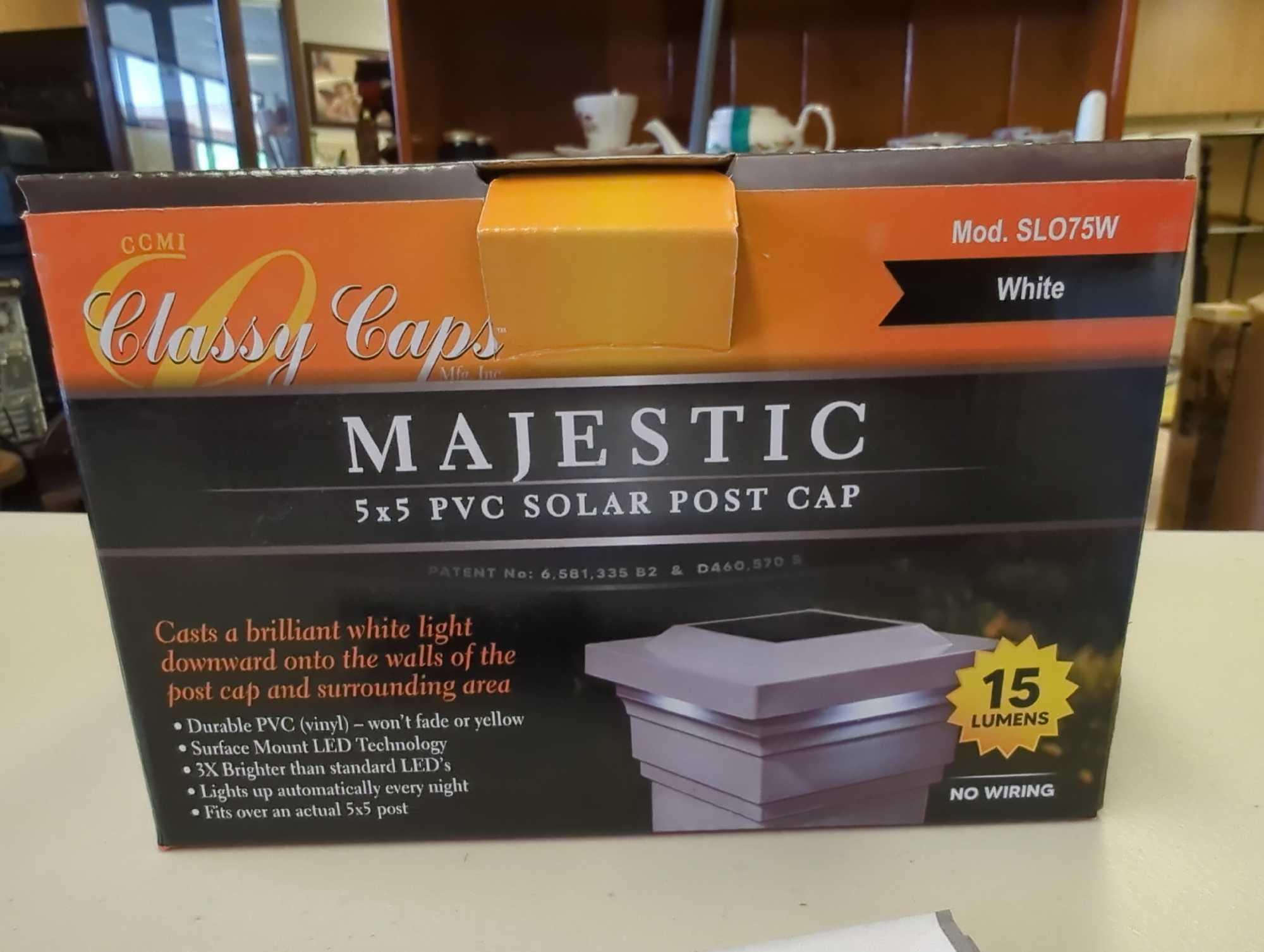CLASSY CAPS Majestic 5 in. x 5 in. Outdoor White Vinyl LED Solar Post Cap. Comes as is shown in