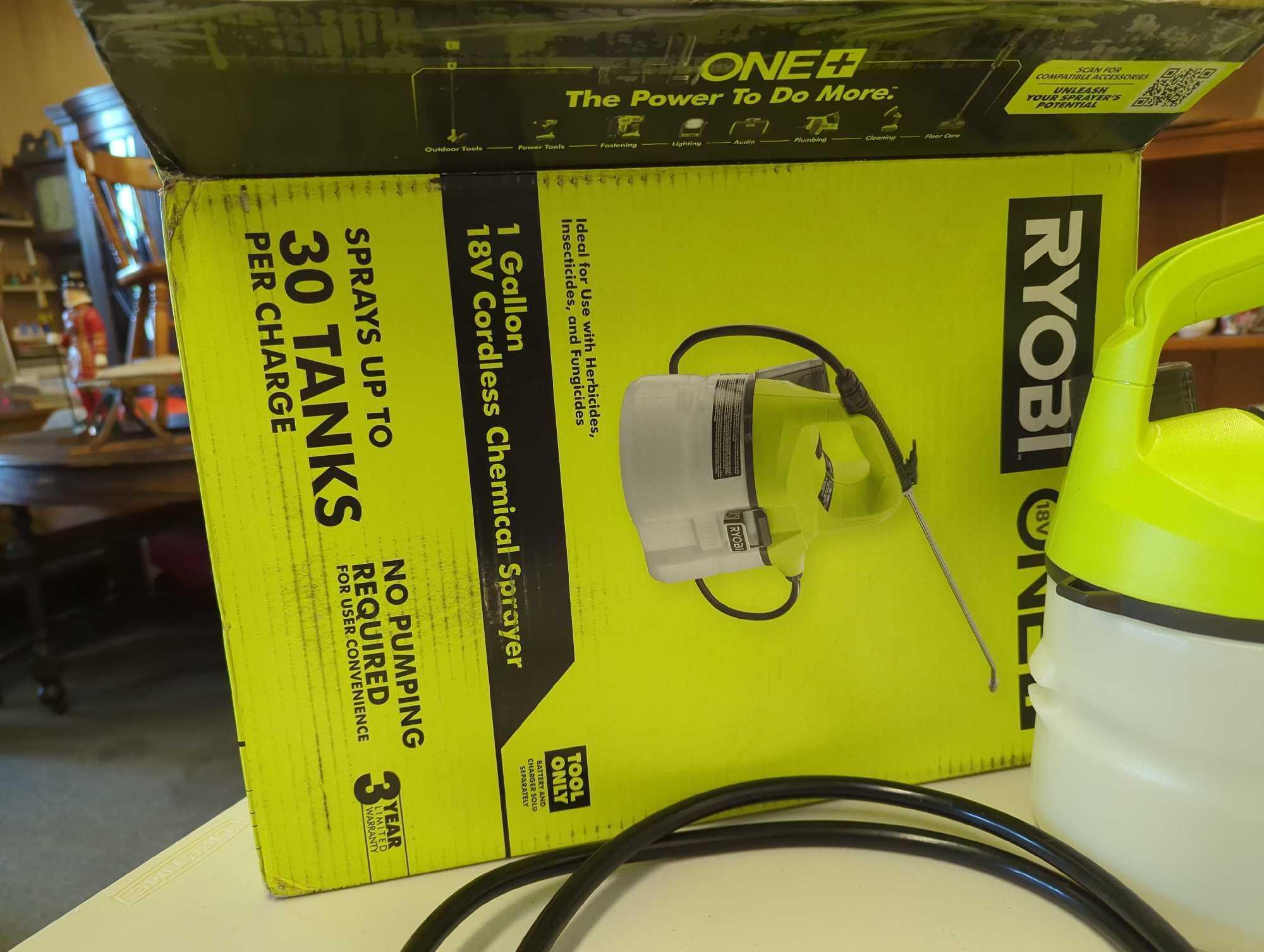 RYOBI ONE+ 18V Cordless Battery 1 Gal. Chemical Sprayer (Tool Only). Comes as is shown in photos.