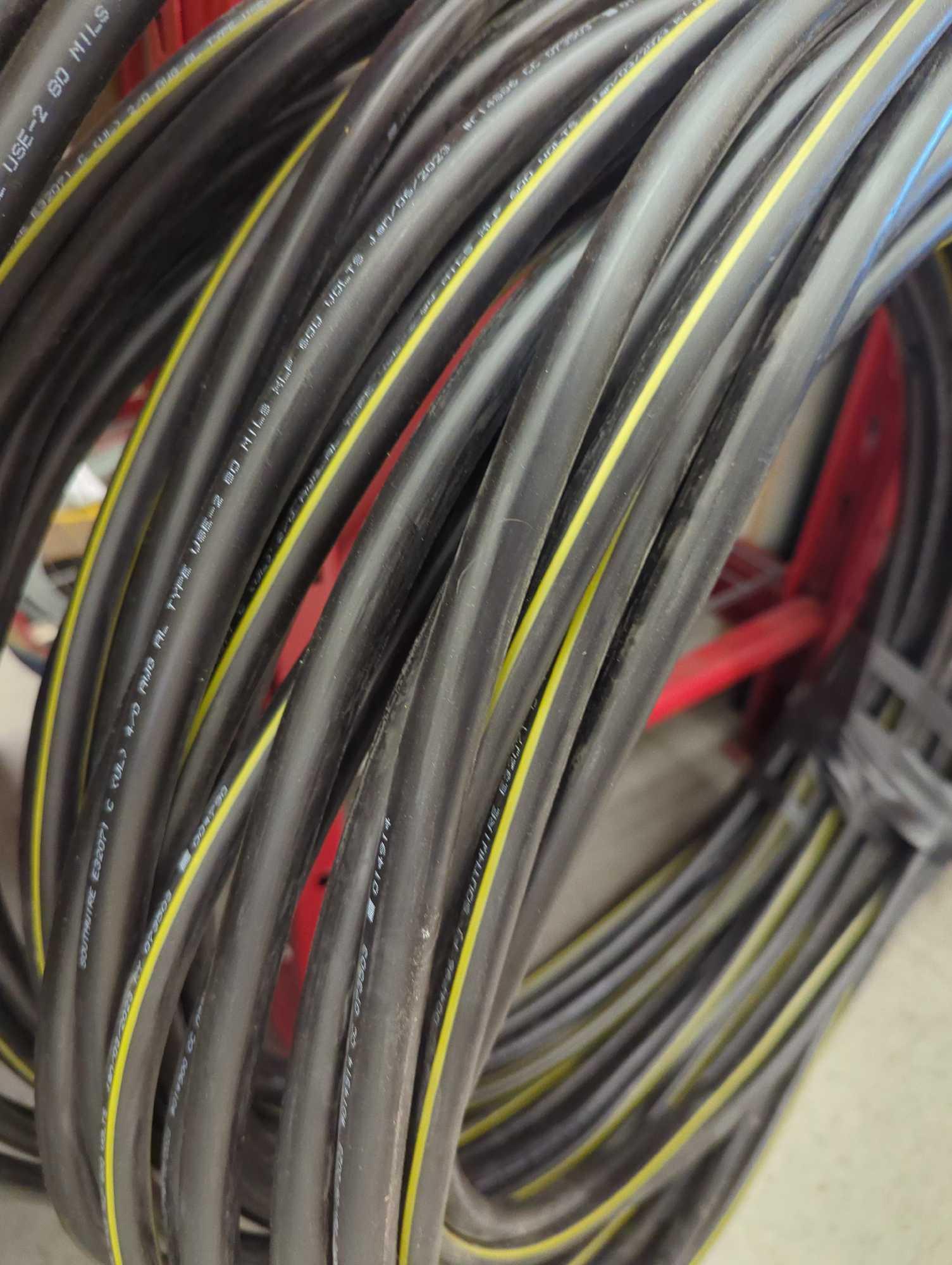 (Unsure Of Length) Lot of 3 Foot of Southwire (By-the-Foot) 4/0 Black Stranded AL USE-2 Cable,