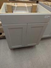 Glacier Bay Penford 24 in. W x 19 in. D Vanity in Pearl Gray with Cultured Marble Vanity Top in