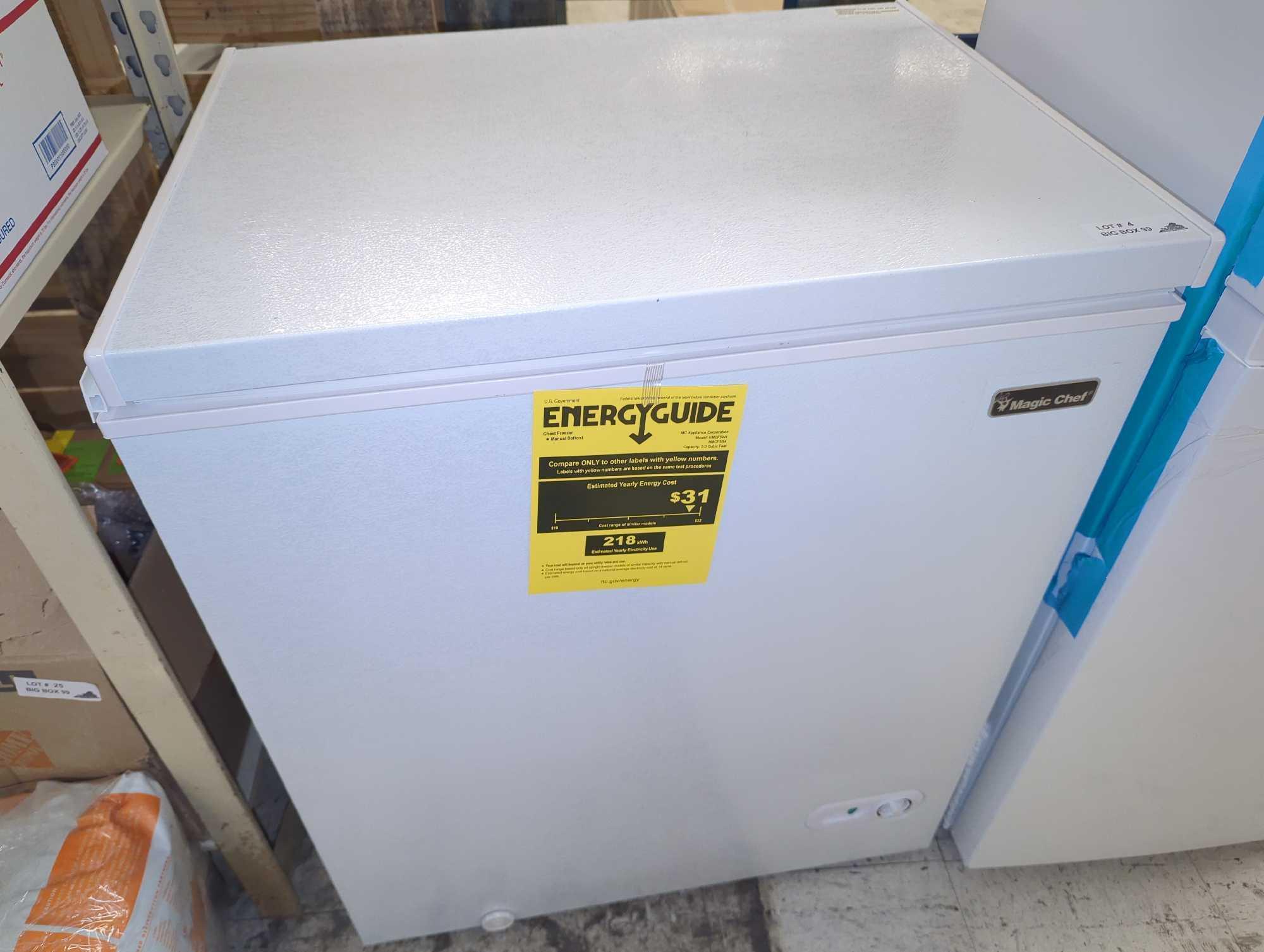 Magic Chef 5.0 cu. ft. Chest Freezer in White, Model HMCF5W4, Approximate Dimensions - 33" H x 27.5"