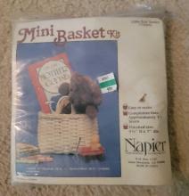 Vintage Mini Basket Kit $5 STS