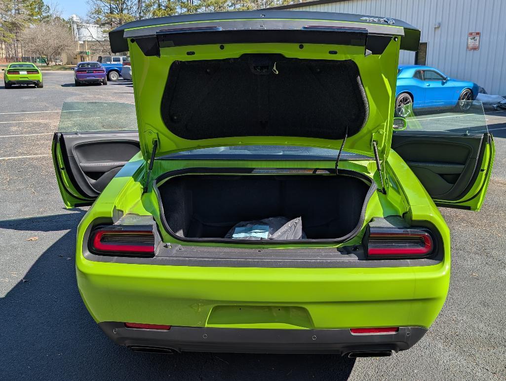 2023 Dodge Challenger SRT Hellcat Jailbreak 6- Speed Widebody - Limelite Green, 7 Miles, VIN: