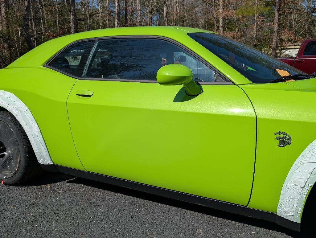2023 Dodge Challenger SRT Hellcat Jailbreak 6- Speed Widebody - Limelite Green, 7 Miles, VIN: