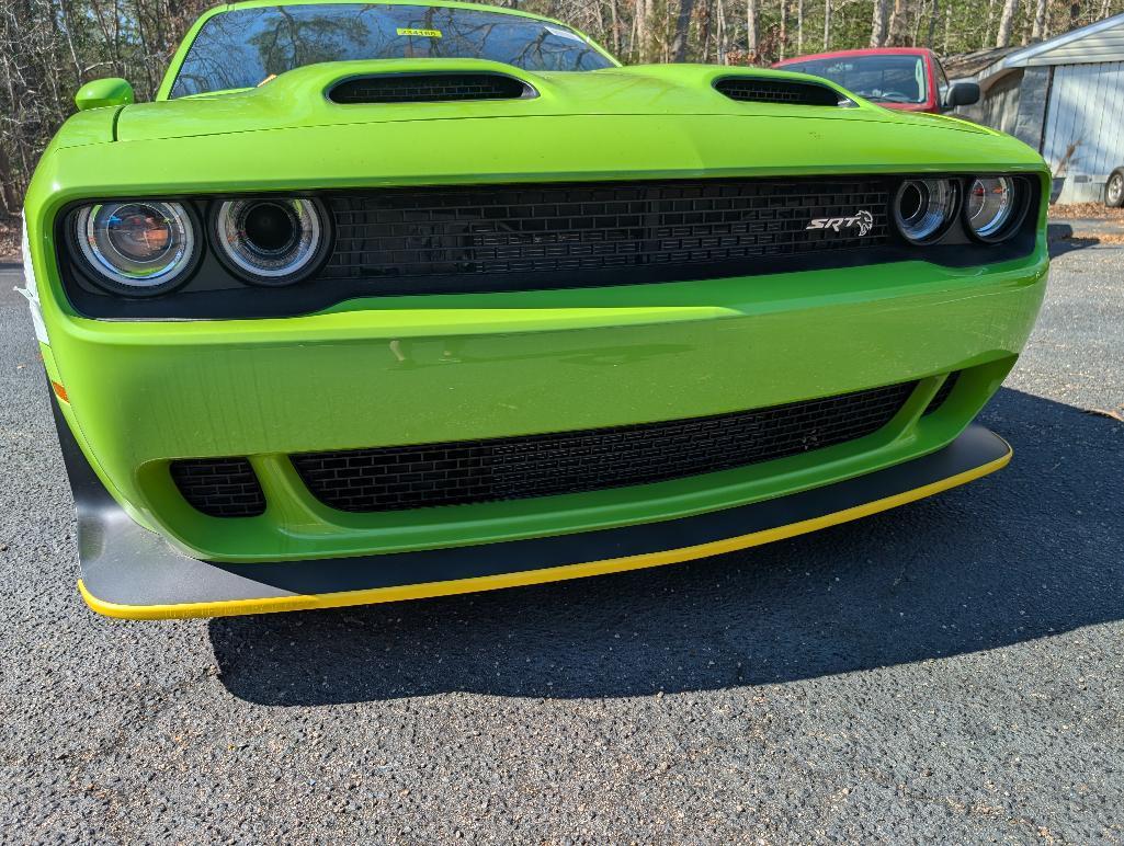 2023 Dodge Challenger SRT Hellcat Jailbreak 6- Speed Widebody - Limelite Green, 7 Miles, VIN: