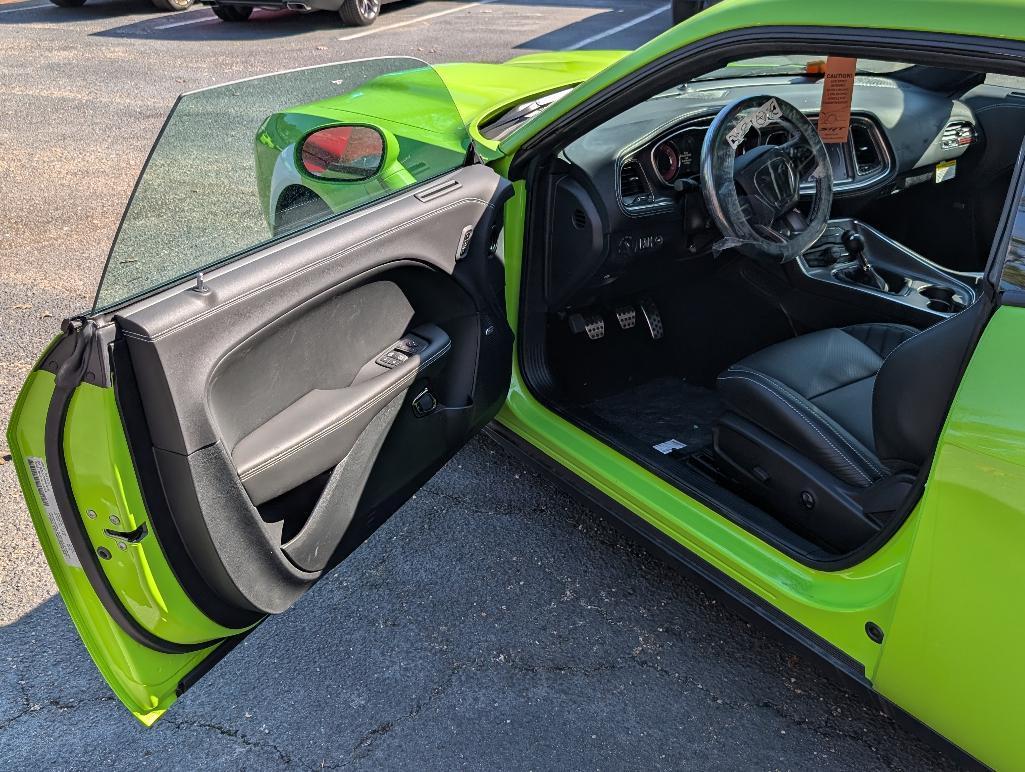 2023 Dodge Challenger SRT Hellcat Jailbreak 6- Speed Widebody - Limelite Green, 7 Miles, VIN: