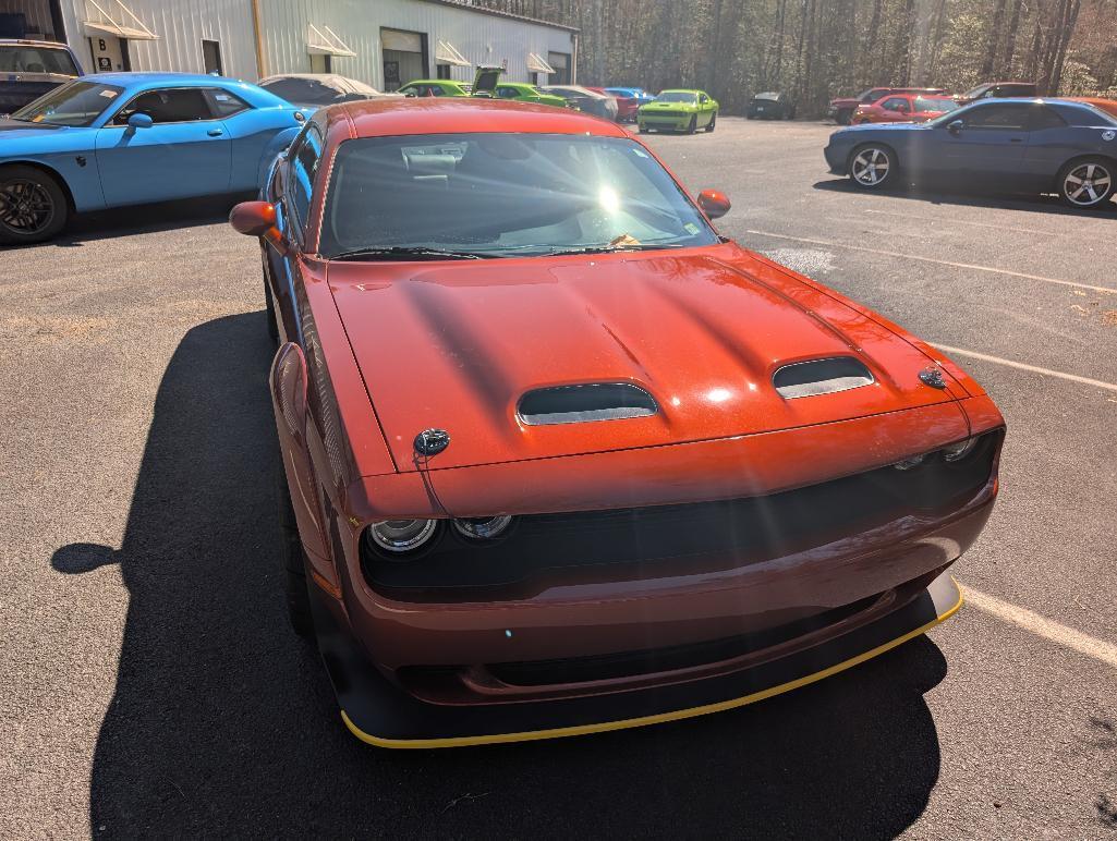 2022 Dodge Challenger SRT Hellcat Redeye Super Stock - Sinnamon Stick, 1937 Miles, VIN: