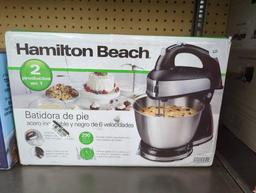 Hamilton Beach 6-Speed Stand Mixer With Accessories