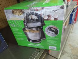 Hamilton Beach 6-Speed Stand Mixer With Accessories