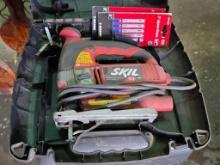 SKIL 5.0 Amp Orbital Jigsaw Model 4580 with Case and Extra Blades