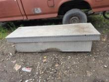 70-Inch Aluminum Diamond Plate Truck Toolbox without Keys