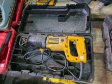 DeWalt DW305 Reciprocating Saw with Hard Carrying Case