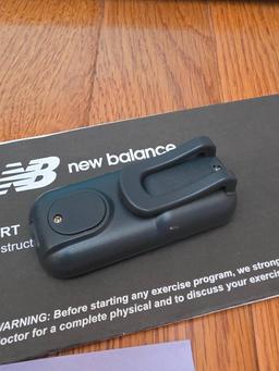 New Balance HRT Heart Rate Monitor With Instruction Manual