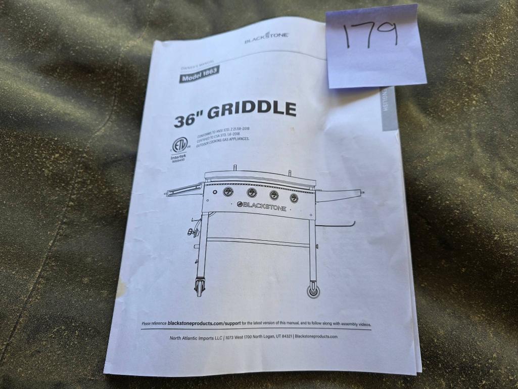 Blackstone Grill, Model 1863, 36 Griddle With Rust Displayed