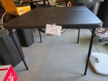 Foldable Table, 3333 Inches, Black