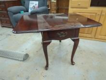 Mahogany Drop-Leaf Table With Drawer and Cabriole Legs