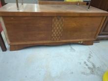 Lane Cedar Chest with Latch and Interior Tray, 47 x 17.5 x 19 in