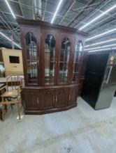 Colonial Furniture Company Wooden China Cabinet With Glass Doors