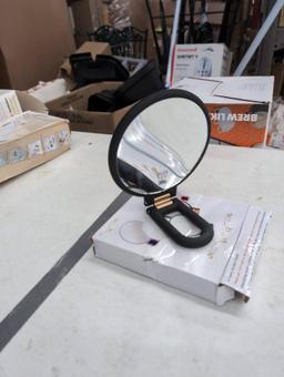 Open Box Adjustable Tabletop Makeup Mirror in Black