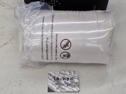 Blunique Ultra Soft Faux Fur Throw Blanket 5050 Inches in Light Brown, Sealed