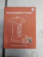 Hummingbird Feeder with Camera and Bird-Friendly Design