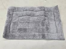 Gray Microfiber Bath Mat with Thermo-Plastic Rubber Backing