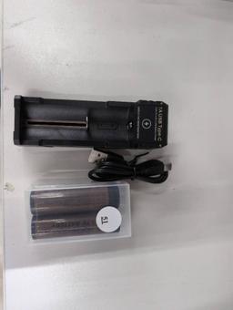 Battery Charger with 2 NCR3400MAH 3.7V Batteries Included