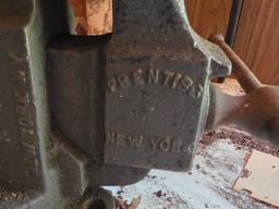 Antique Prentiss Vise No. 96 with