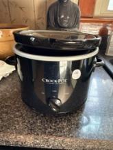 Crock-Pot Black Slow Cooker with Glass Lid,