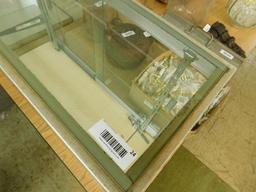 Glass and Aluminum Table Top Display Cabinet with 1 Shelf