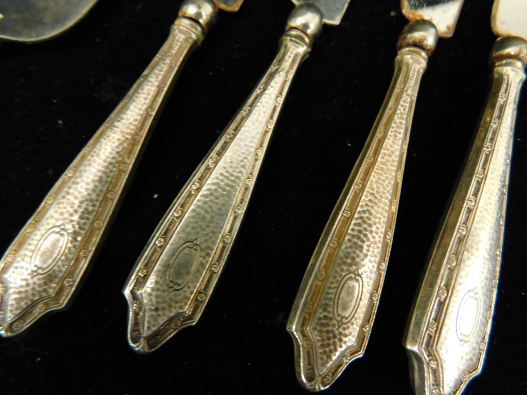 Sterling Silver - 4 Weighted Knives - 1 Weighted Server